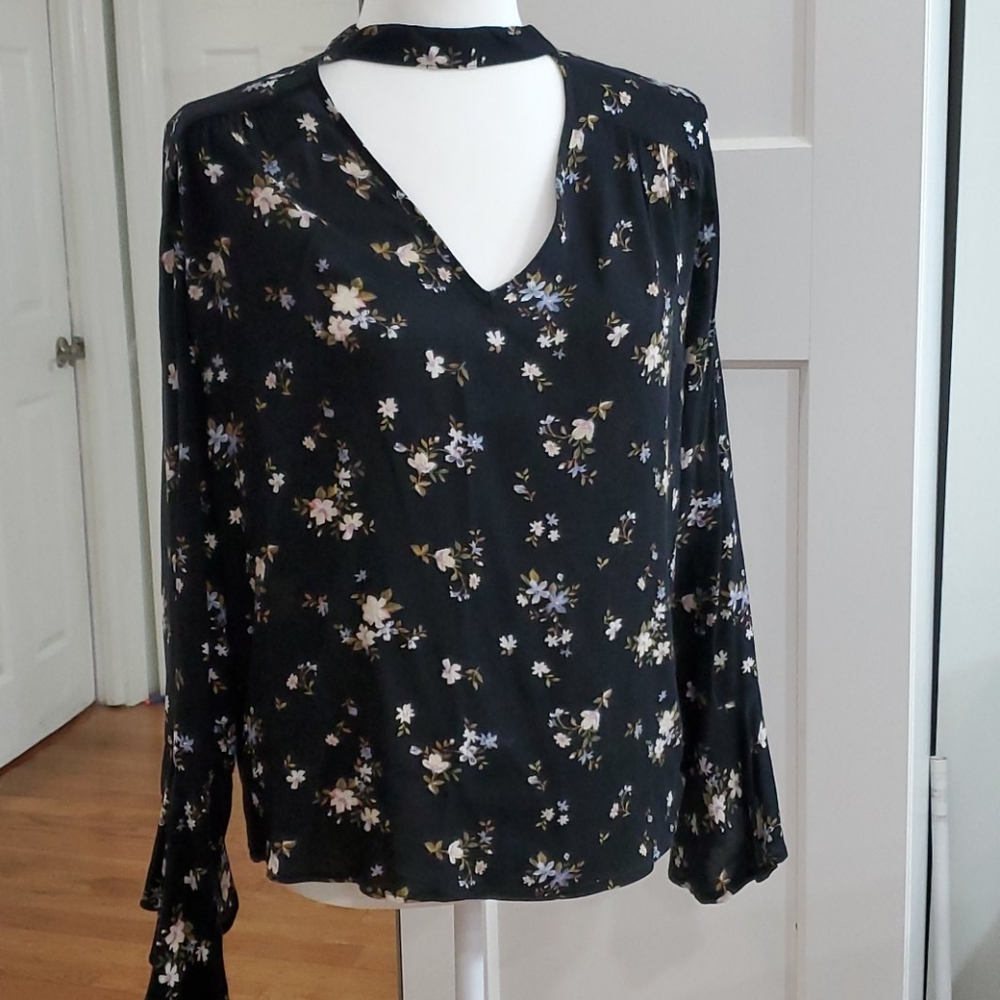 Floral top